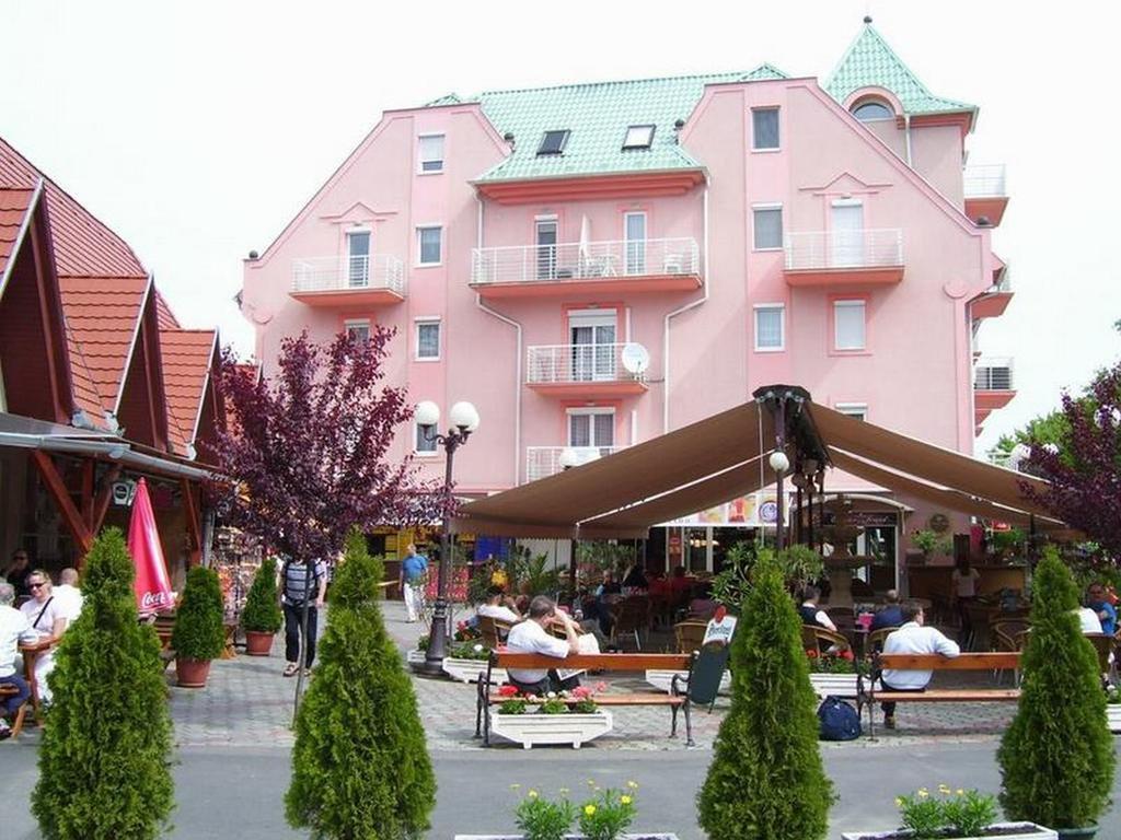 City Center Apartments Hévíz Buitenkant foto